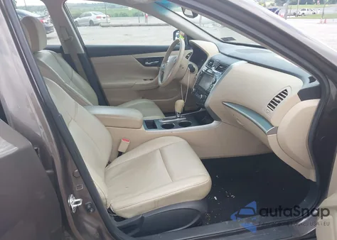 2015 Nissan Altima 2.5 Sv z USA, uszkodzony, nr VIN 1N4AL3AP2FC491323